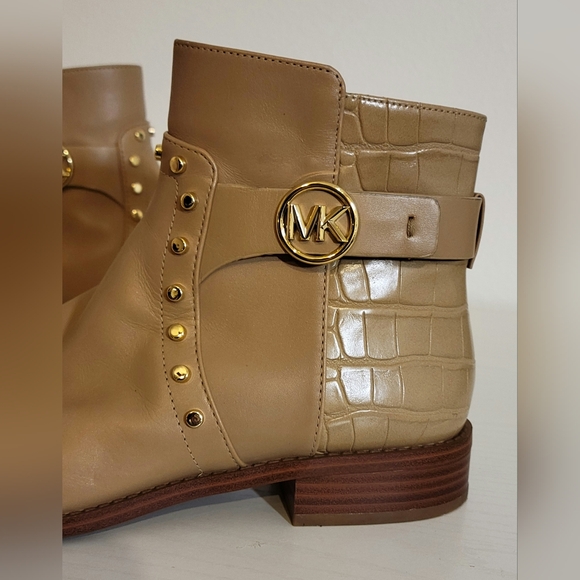MK Tan Ankle Boots Sz 7 - Picture 7 of 9
